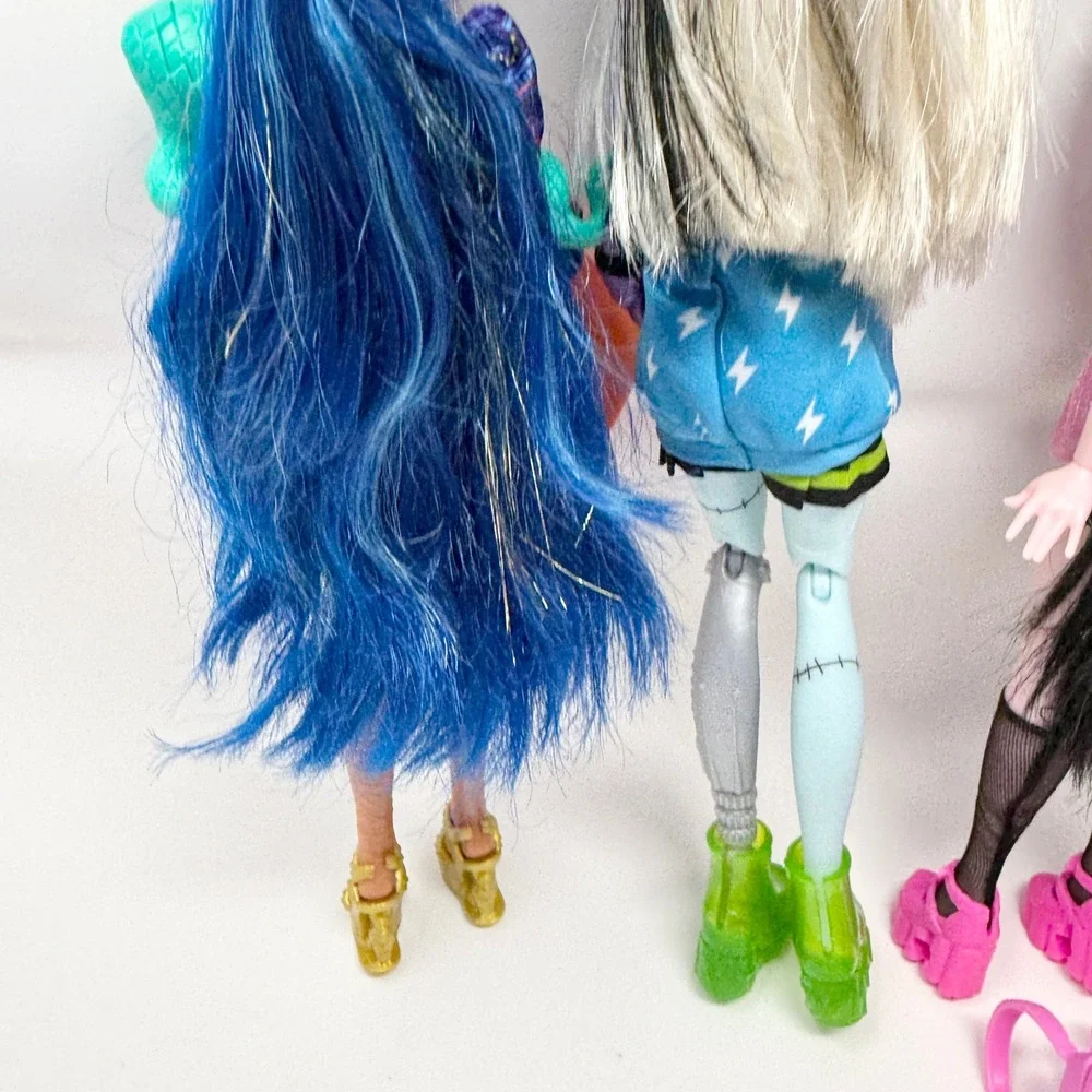 Monster High G3 Doll Lot Draculaura Frankie Clawdeen Cleo de Nile Mattel 2021